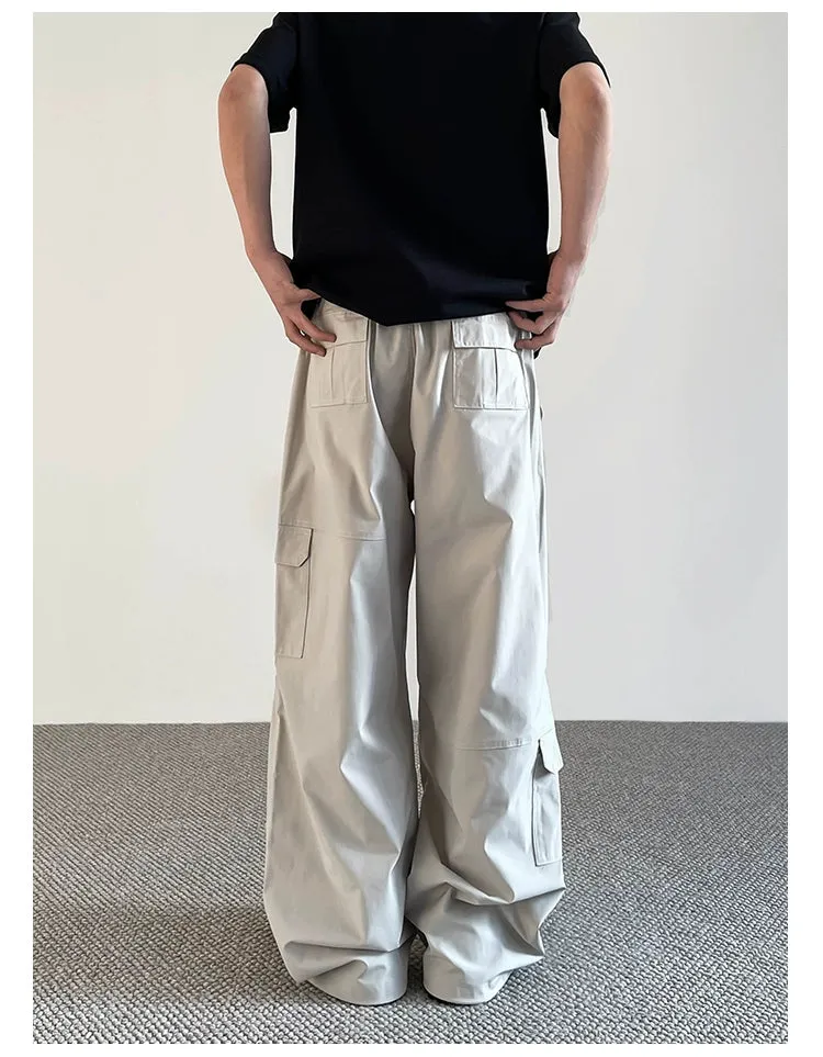 Clean Fit Multi-Pocket Cargo Pants