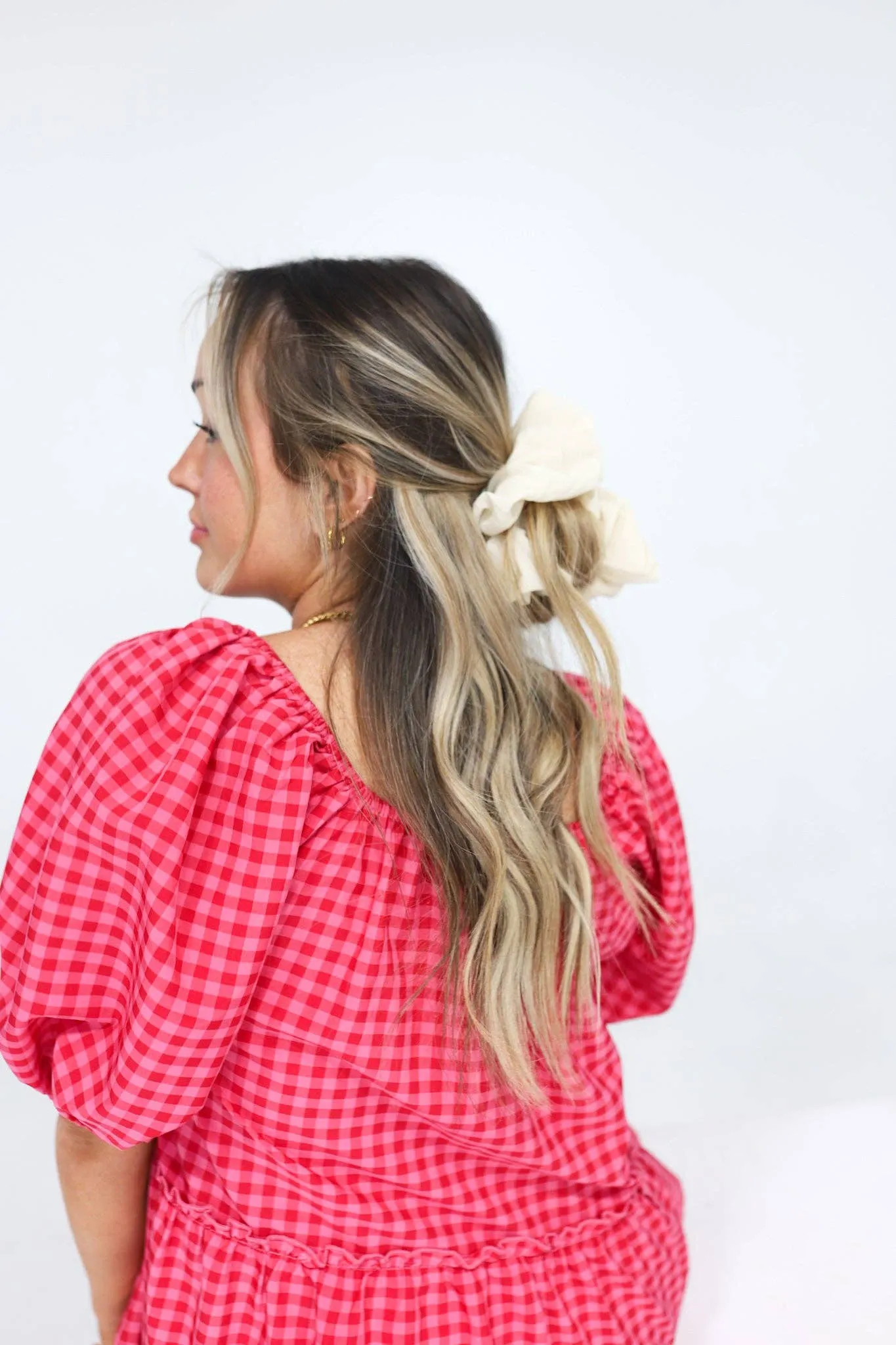 IVORY JUMBO SCRUNCHIE